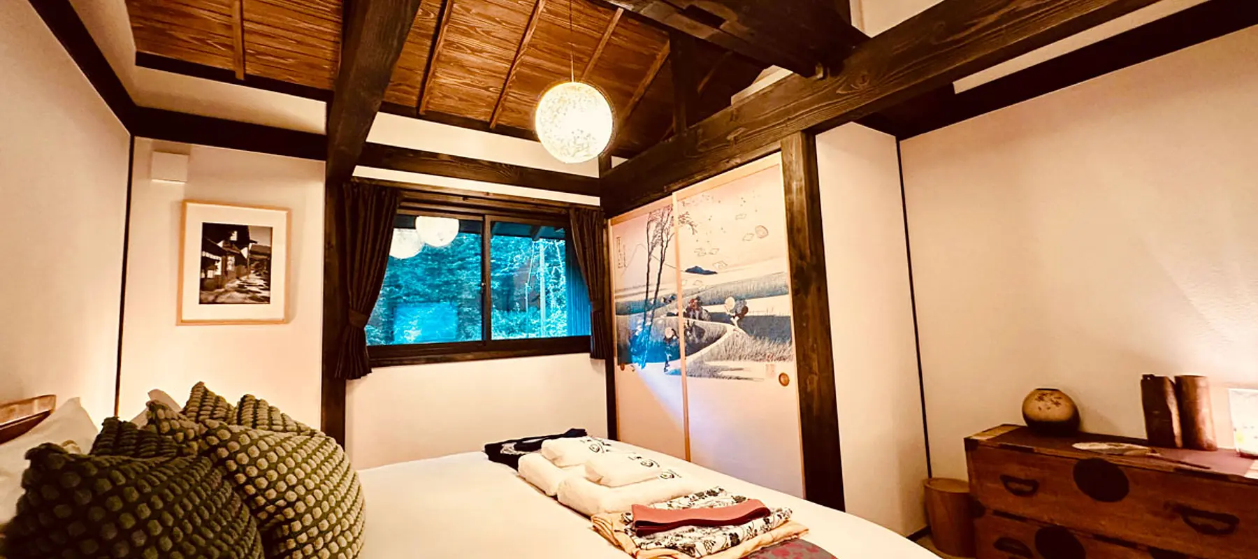 Shiki Bedroom Over Bed To Fusuma Warm